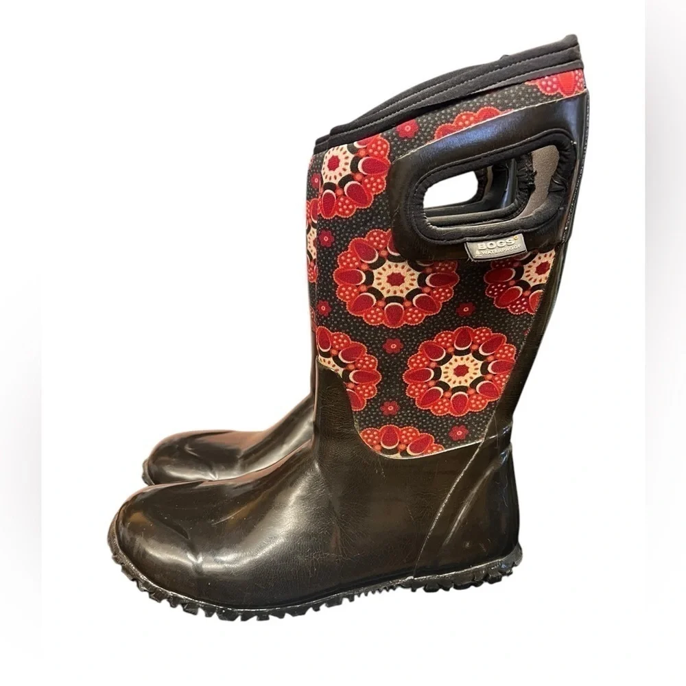 BOGS North Hampton Kaleidoscope Boot Winter Snow Red Black Floral Youth Girls 3